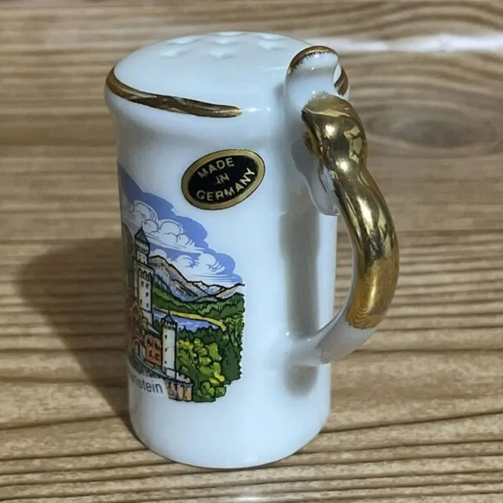 Vintage Mini Beer Stein Salt & Pepper Shakers Made In‎ Germany Neuschwanstein
